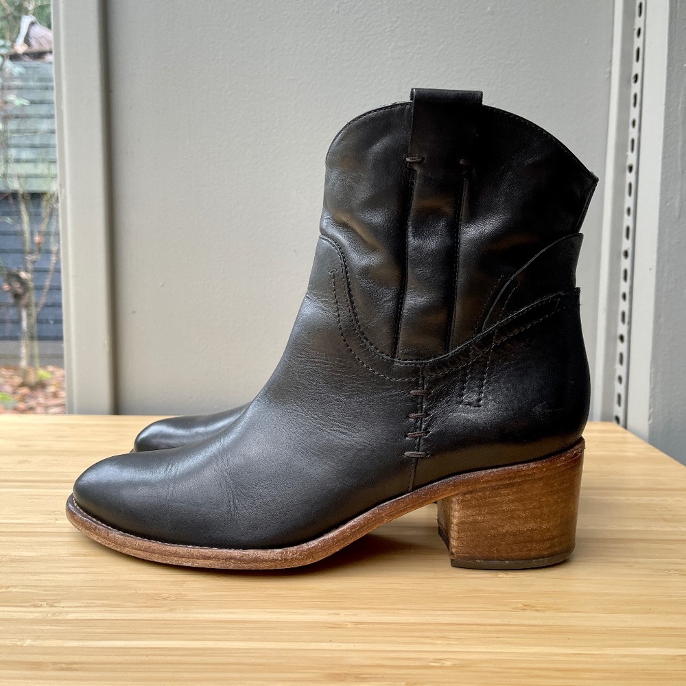 Black Alberto Fermani Volo Italian Ankle Boots - Size 39